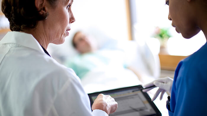 Servi&ccedil;os e suporte cl&iacute;nicos