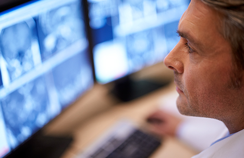 IMPLANTES SEGUROS APENAS PARA DETERMINADOS TIPOS DE RM