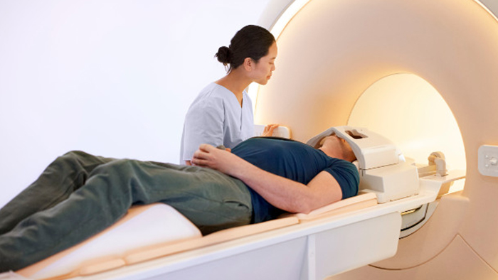 IRM no Departamento de Emergências Neurológicas para decisões rápidas e confiantes