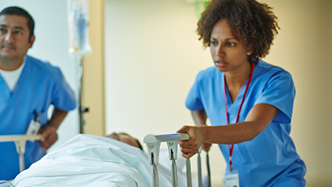 Staffs ajudar os pacientes